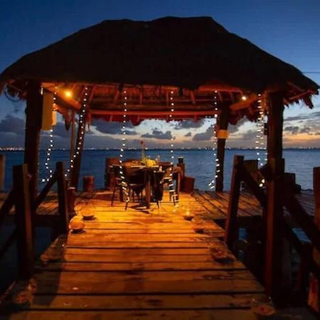 Hotel Boutique Skulls Landing Isla Mujeres Exterior photo
