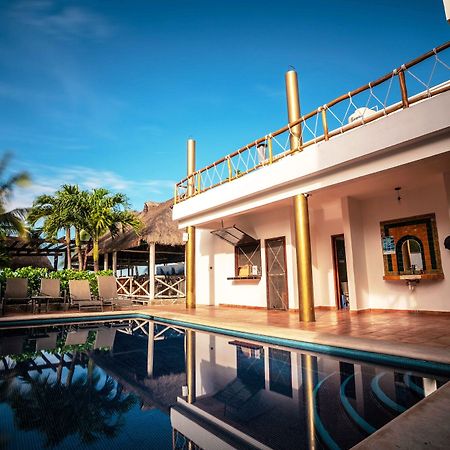 Hotel Boutique Skulls Landing Isla Mujeres Exterior photo