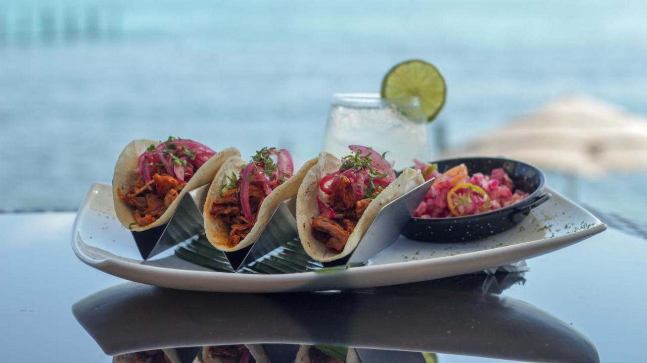 Hotel Boutique Skulls Landing Isla Mujeres Exterior photo