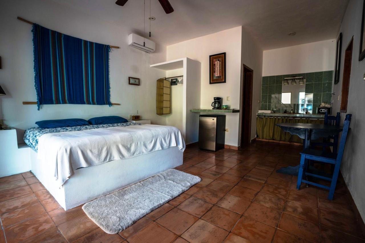 Hotel Boutique Skulls Landing Isla Mujeres Exterior photo