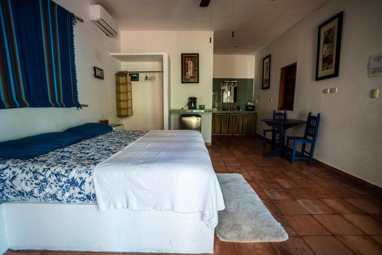 Hotel Boutique Skulls Landing Isla Mujeres Exterior photo