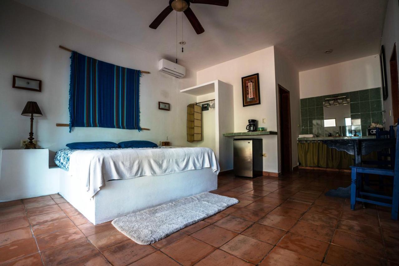 Hotel Boutique Skulls Landing Isla Mujeres Exterior photo