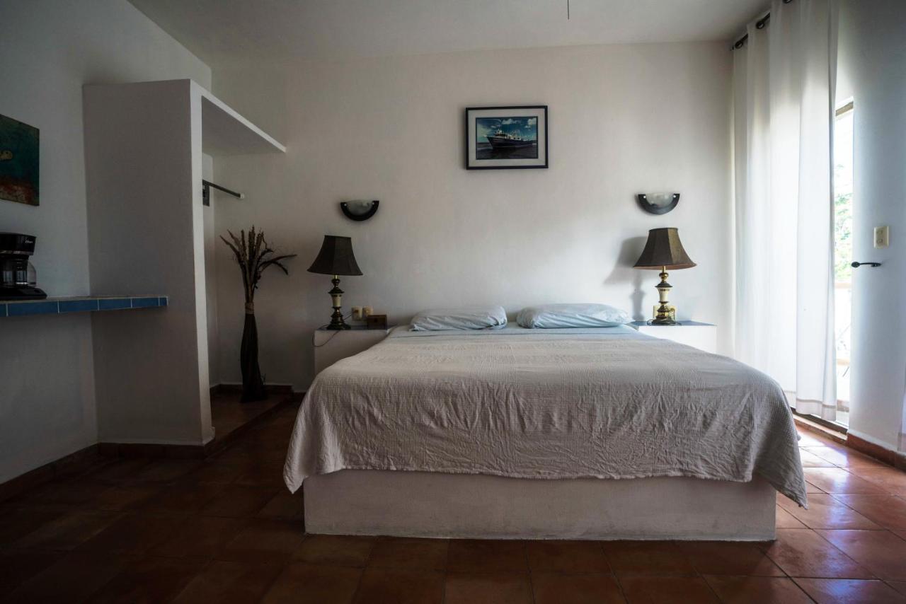 Hotel Boutique Skulls Landing Isla Mujeres Exterior photo